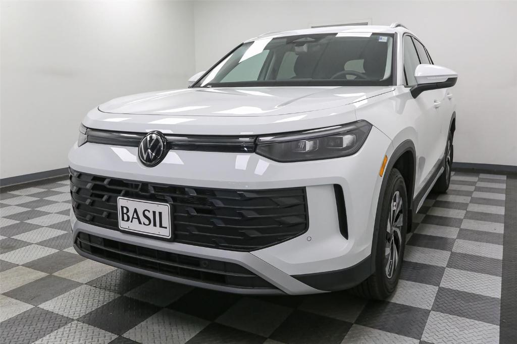 new 2025 Volkswagen Tiguan car, priced at $31,186