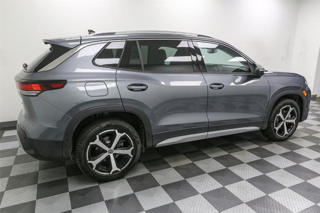 new 2025 Volkswagen Tiguan car, priced at $34,775