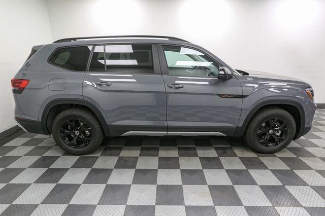new 2025 Volkswagen Atlas car, priced at $44,864