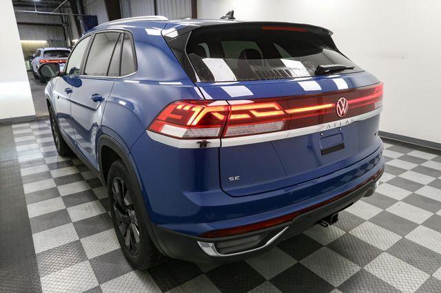 new 2025 Volkswagen Atlas Cross Sport car, priced at $44,007