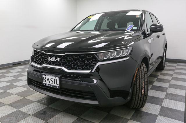 used 2022 Kia Sorento car, priced at $22,997
