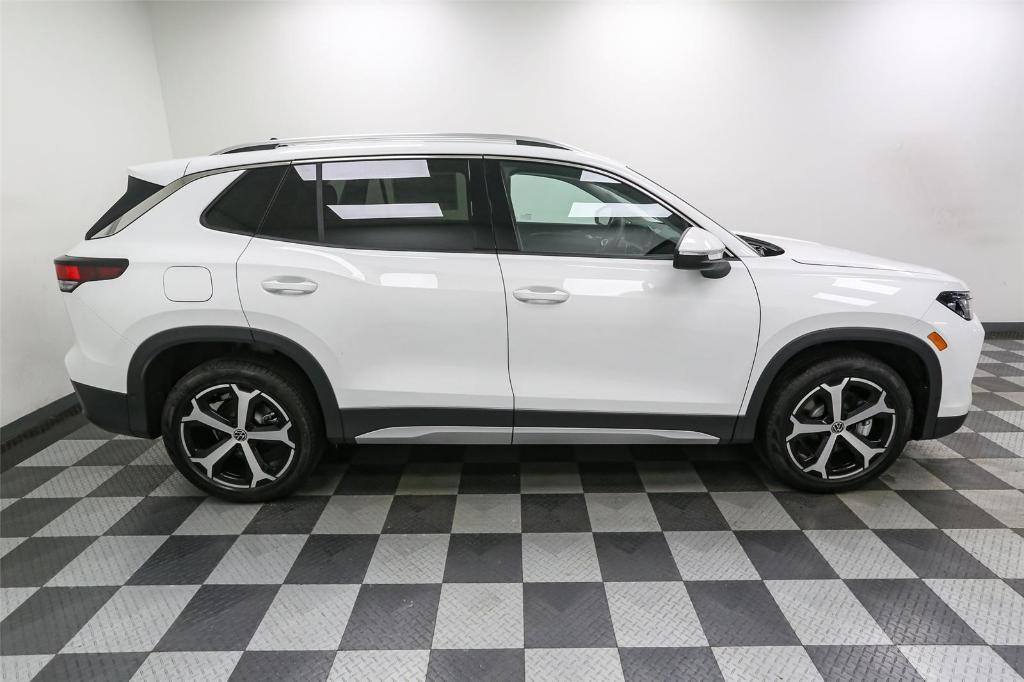 new 2026 Volkswagen Tiguan car, priced at $36,948