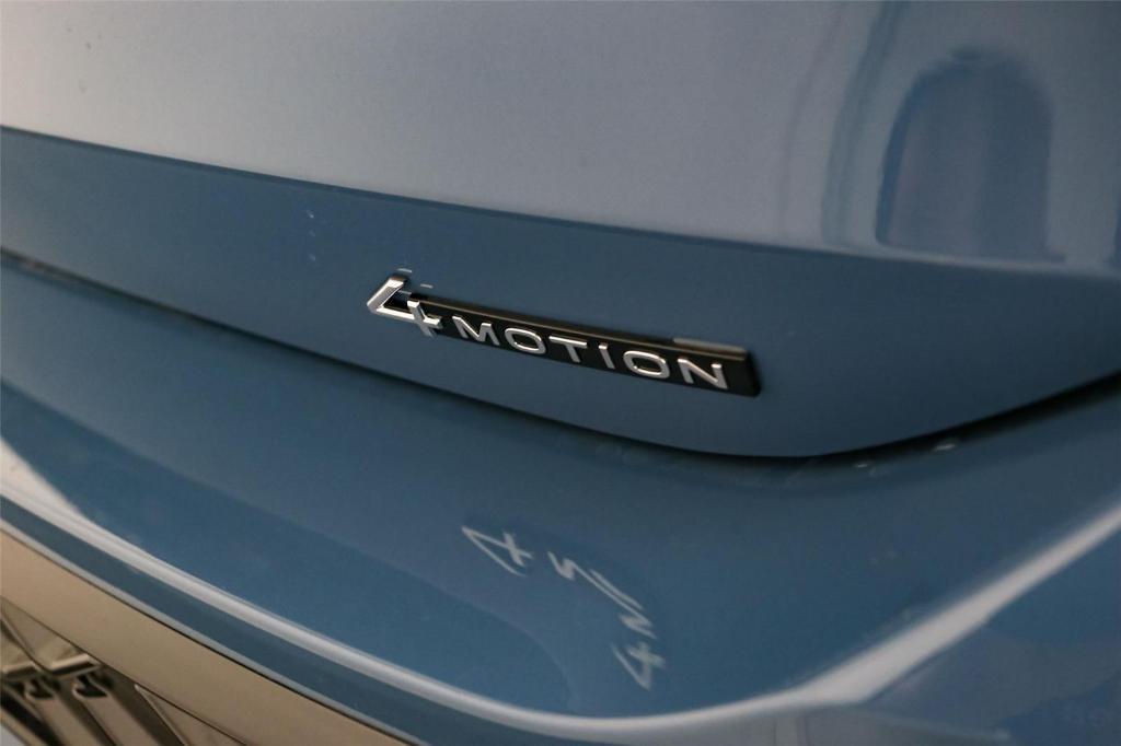 new 2025 Volkswagen Tiguan car, priced at $37,820