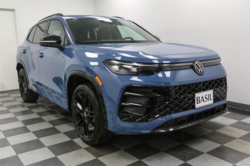 new 2025 Volkswagen Tiguan car, priced at $37,820