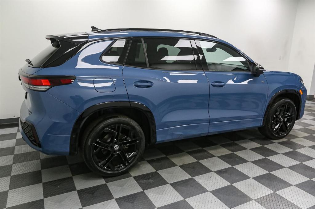 new 2025 Volkswagen Tiguan car, priced at $37,820