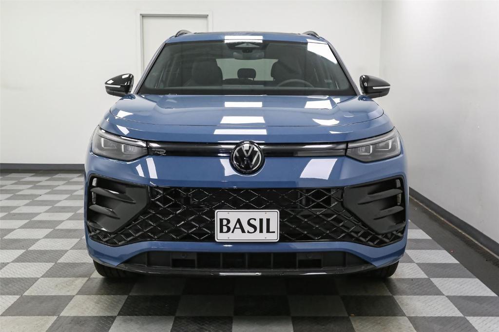 new 2025 Volkswagen Tiguan car, priced at $37,820
