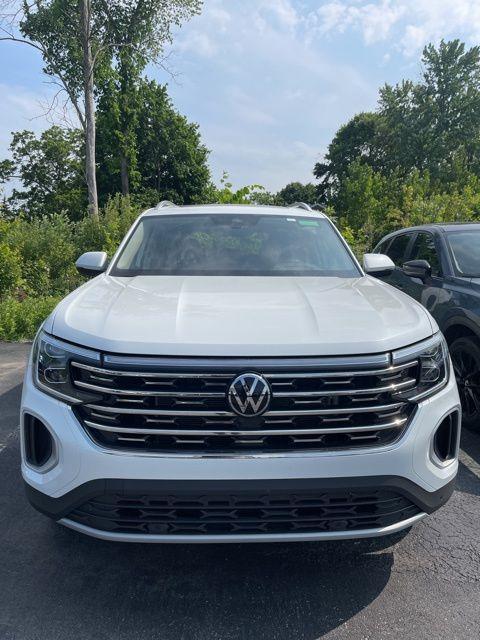 used 2024 Volkswagen Atlas car, priced at $42,997