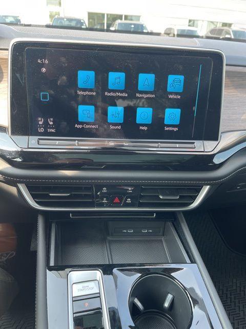 used 2024 Volkswagen Atlas car, priced at $42,997