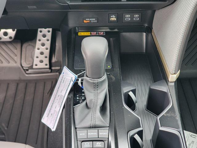new 2025 Toyota Camry car, priced at $35,921