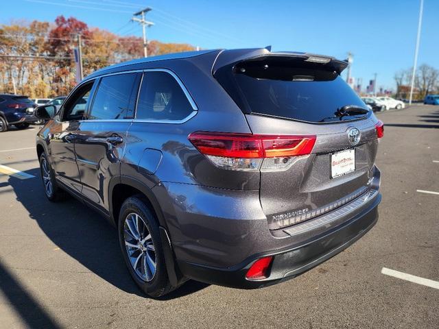 used 2019 Toyota Highlander car, priced at $29,499