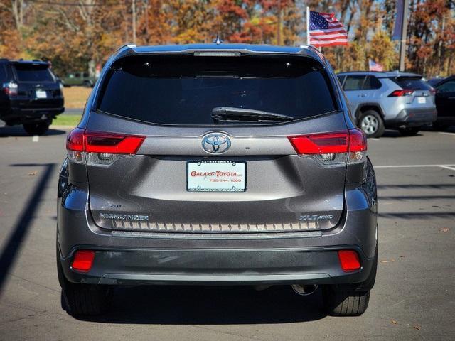 used 2019 Toyota Highlander car, priced at $29,499