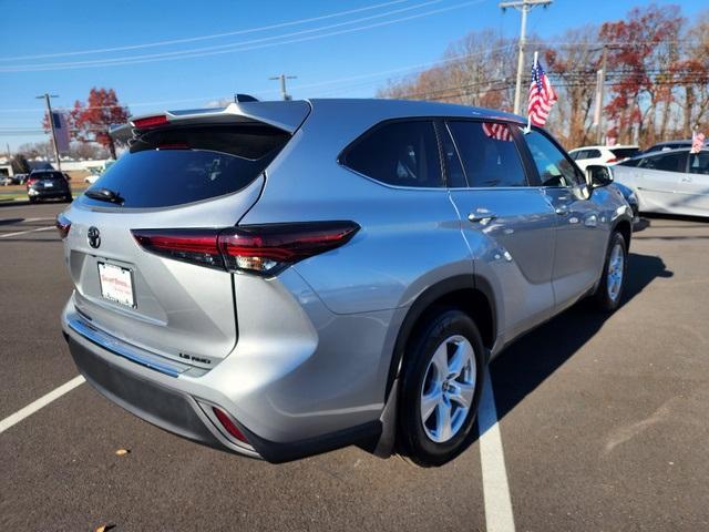 used 2024 Toyota Highlander car, priced at $41,999