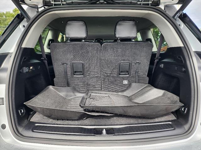 used 2021 Jeep Grand Cherokee L car, priced at $28,995