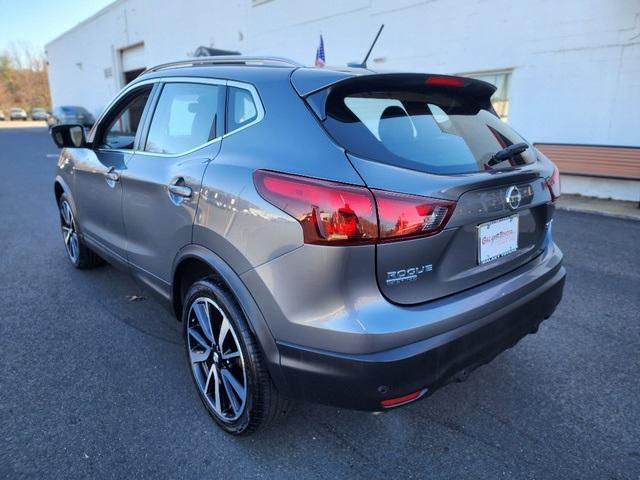 used 2019 Nissan Rogue Sport car, priced at $21,999