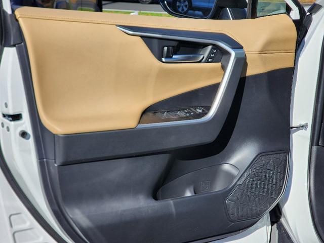 new 2025 Toyota RAV4 car, priced at $43,958