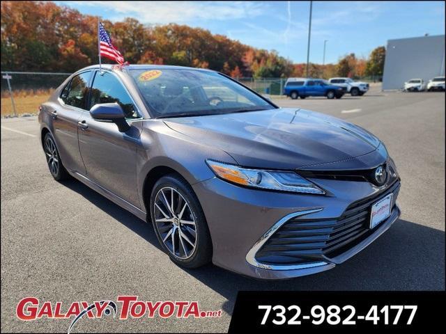 used 2022 Toyota Camry Hybrid car, priced at $31,999