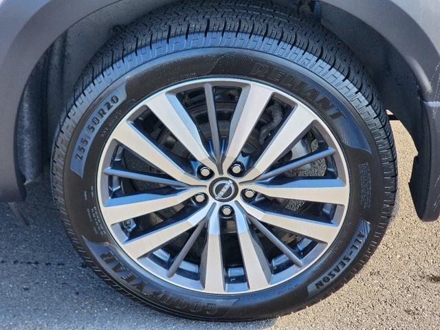 used 2022 Nissan Pathfinder car, priced at $33,999