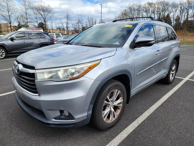 used 2015 Toyota Highlander car, priced at $17,775