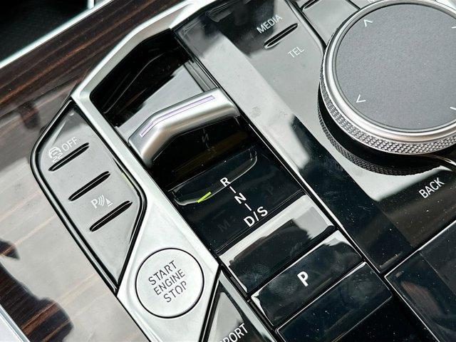 new 2025 BMW X7 car, priced at $87,249