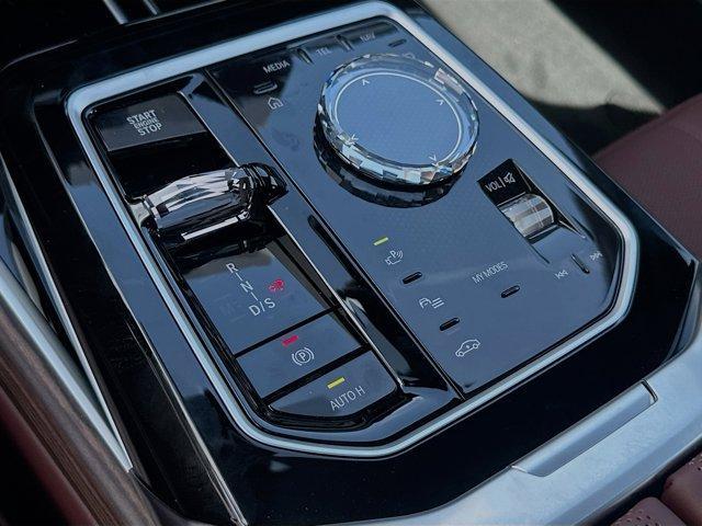 new 2025 BMW 760 car, priced at $122,140
