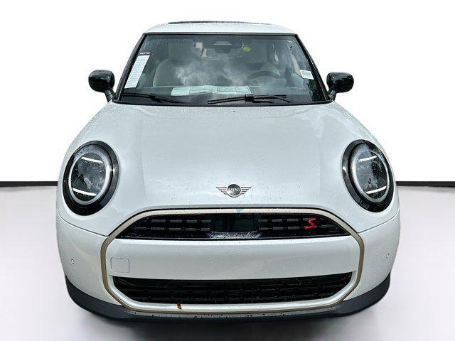 new 2025 MINI Hardtop car, priced at $34,171