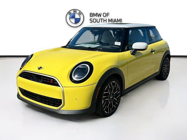 new 2025 MINI Hardtop car, priced at $37,460