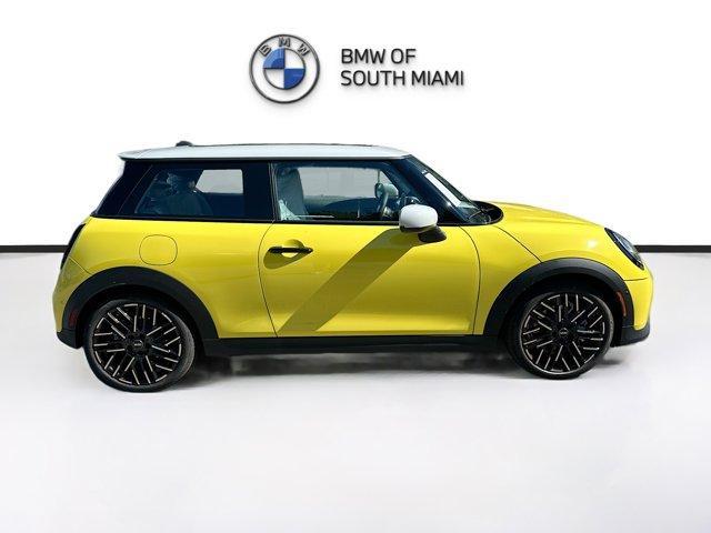 new 2025 MINI Hardtop car, priced at $37,460