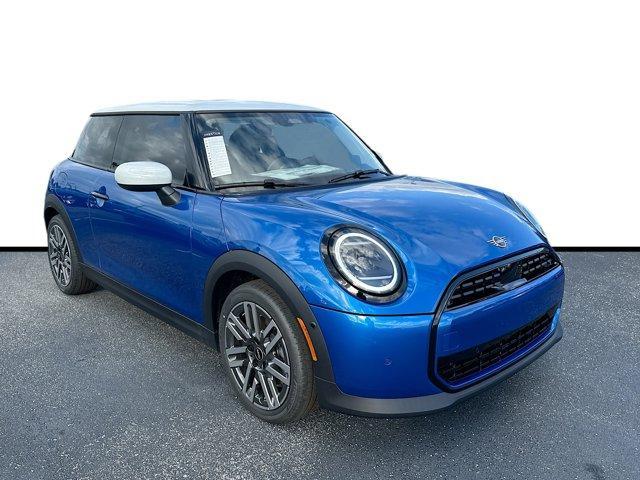 new 2025 MINI Hardtop car, priced at $32,271