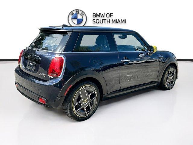 used 2023 MINI SE Hardtop car, priced at $19,750