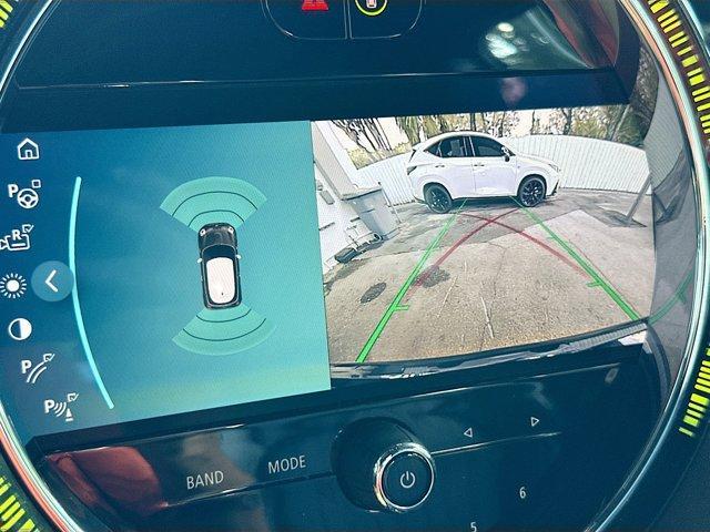 used 2023 MINI SE Hardtop car, priced at $19,750