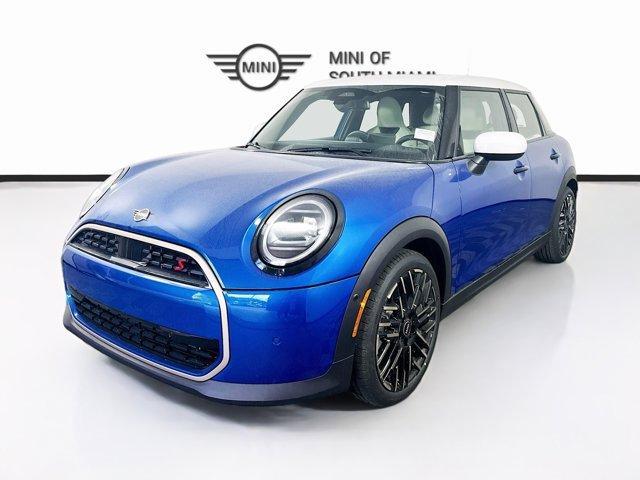 new 2025 MINI Hardtop car, priced at $35,693