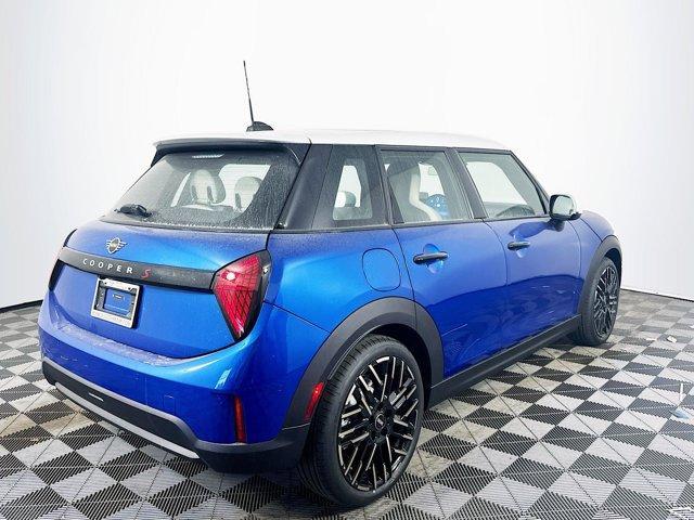 new 2025 MINI Hardtop car, priced at $37,180