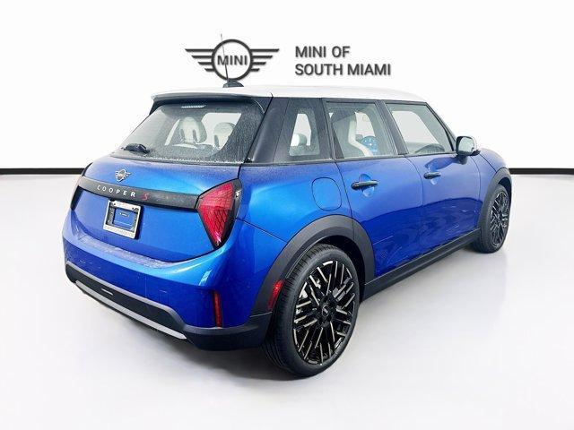 new 2025 MINI Hardtop car, priced at $35,693