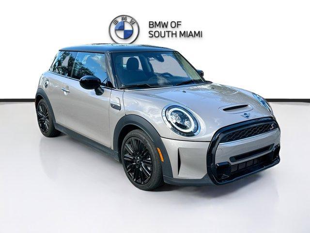 used 2022 MINI Hardtop car, priced at $22,500