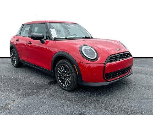 new 2025 MINI Hardtop car, priced at $32,977