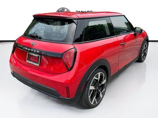 new 2025 MINI Hardtop car, priced at $34,411