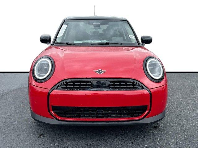new 2025 MINI Hardtop car, priced at $31,131