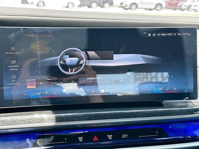 new 2025 BMW i7 car, priced at $104,923