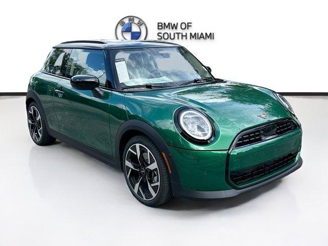 new 2025 MINI Hardtop car, priced at $33,153