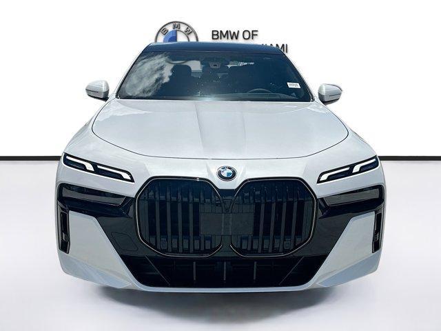 new 2025 BMW 760 car, priced at $126,109