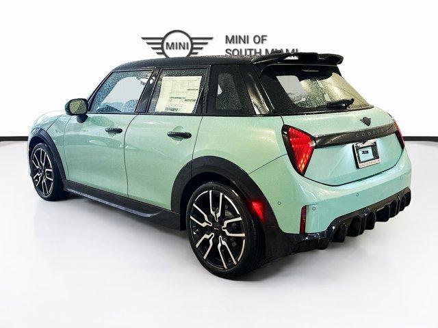 new 2026 MINI Hardtop car