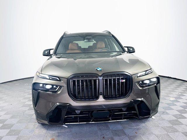 new 2025 BMW X7 car, priced at $112,567