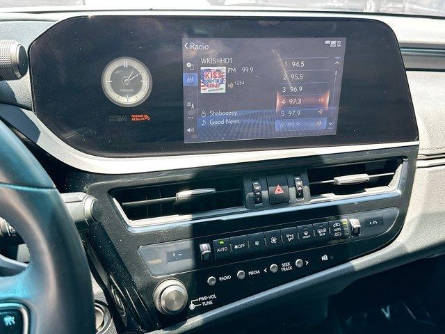used 2022 Lexus ES 350 car, priced at $31,000