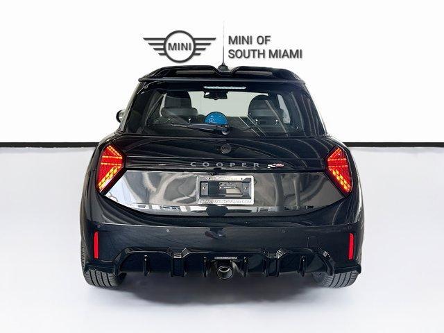 new 2025 MINI Hardtop car, priced at $43,275