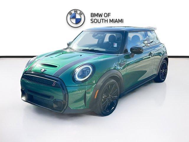 used 2022 MINI Hardtop car, priced at $25,000