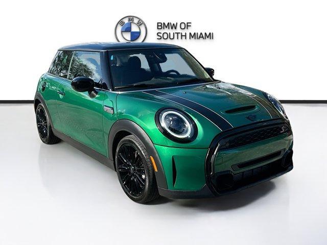 used 2022 MINI Hardtop car, priced at $25,000