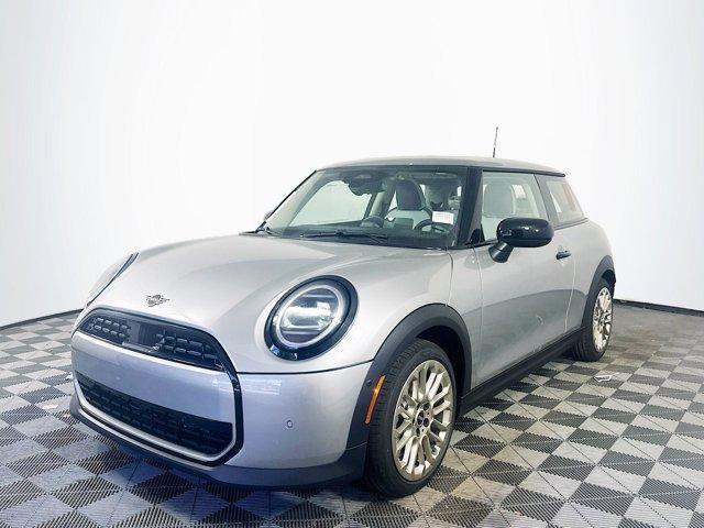 new 2025 MINI Hardtop car, priced at $31,781