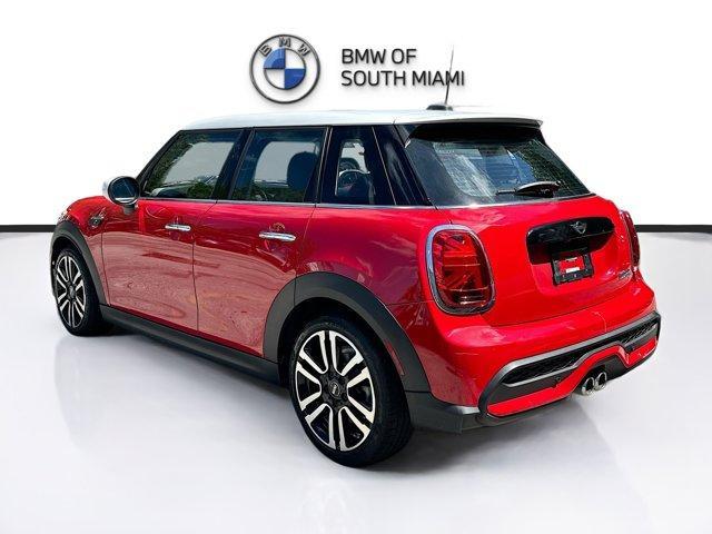 used 2023 MINI Hardtop car, priced at $27,000