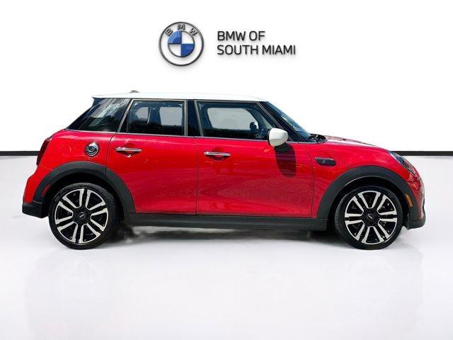 used 2023 MINI Hardtop car, priced at $27,000