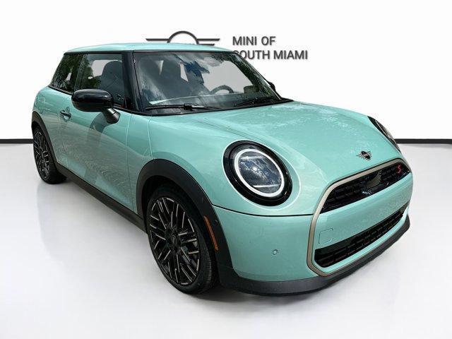 new 2025 MINI Hardtop car, priced at $35,170